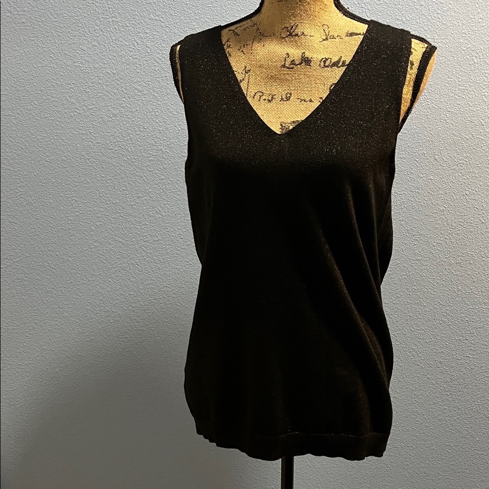 Ann Taylor Black V-Neck Sleeveless Blouse